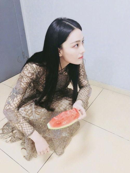 王诗琪吃瓜,揭秘娱乐圈幕后故事