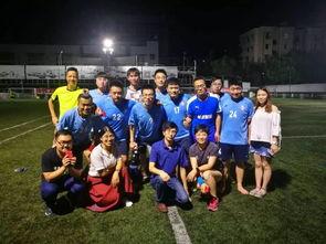 篮球足球吃瓜图片,吃瓜群众狂欢现场