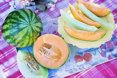 梦见分瓜给大家吃,揭秘“梦见分瓜给大家吃”的寓意与启示