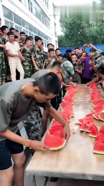 吃瓜大队副队,揭秘娱乐圈幕后风云