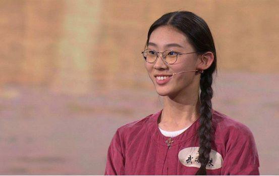 清华才女 吃瓜图片大全,揭秘校园生活趣味瞬间