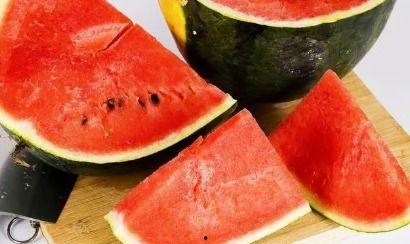 小大夫吃瓜,小大夫的瓜田奇遇记